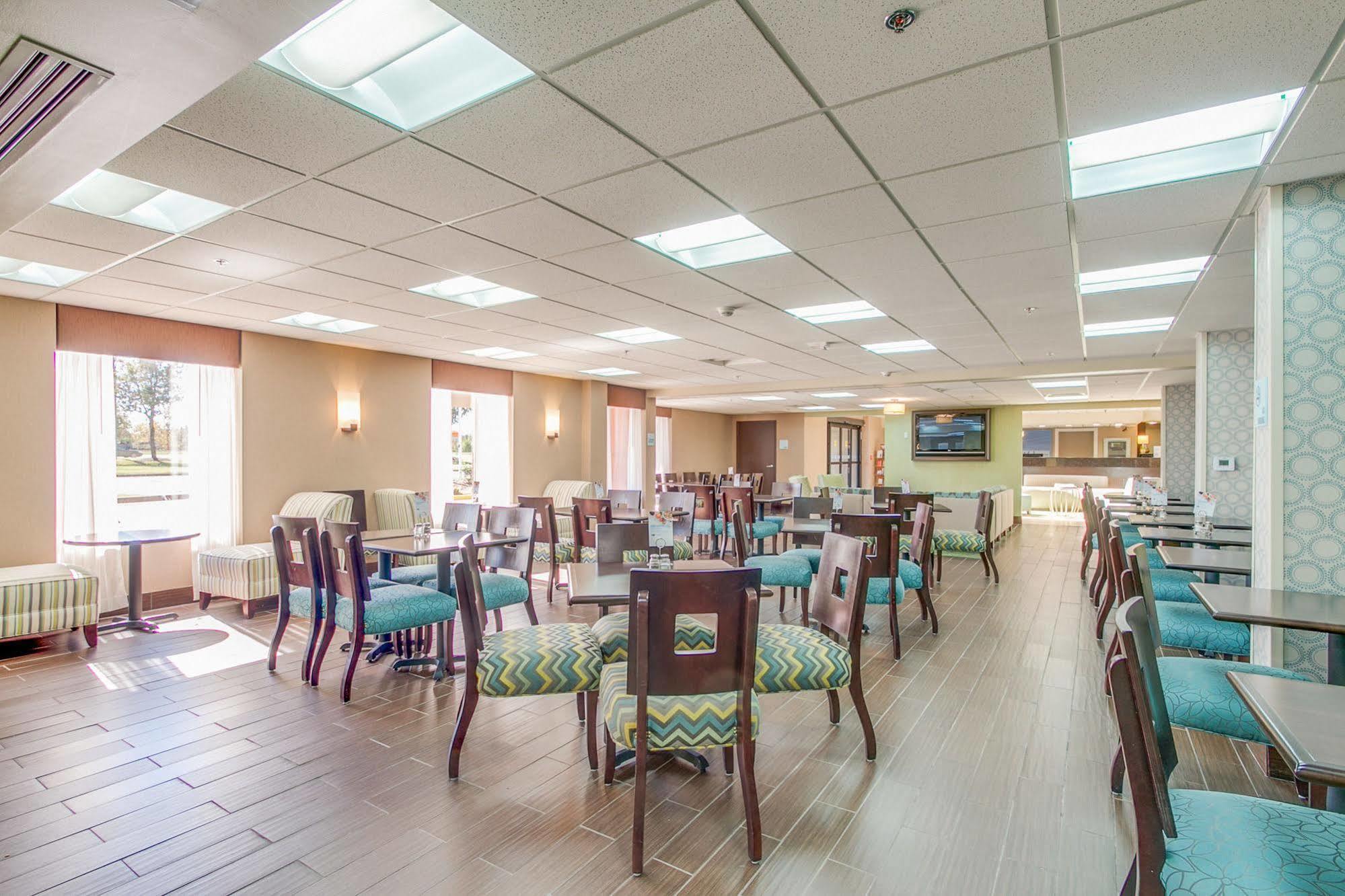 Holiday Inn Express Hotel & Suites Midlothian Turnpike By Ihg North Chesterfield Eksteriør billede