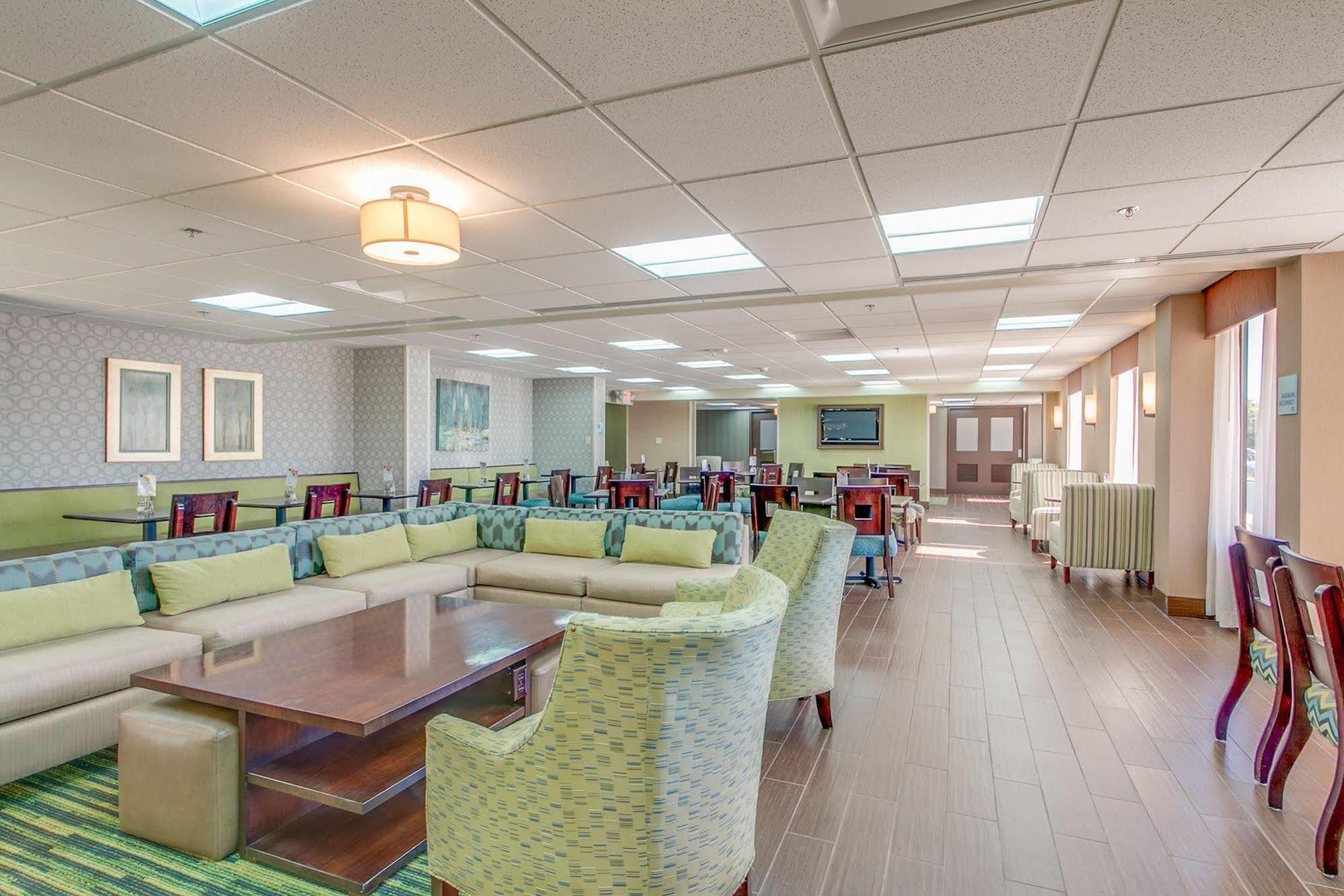 Holiday Inn Express Hotel & Suites Midlothian Turnpike By Ihg North Chesterfield Eksteriør billede